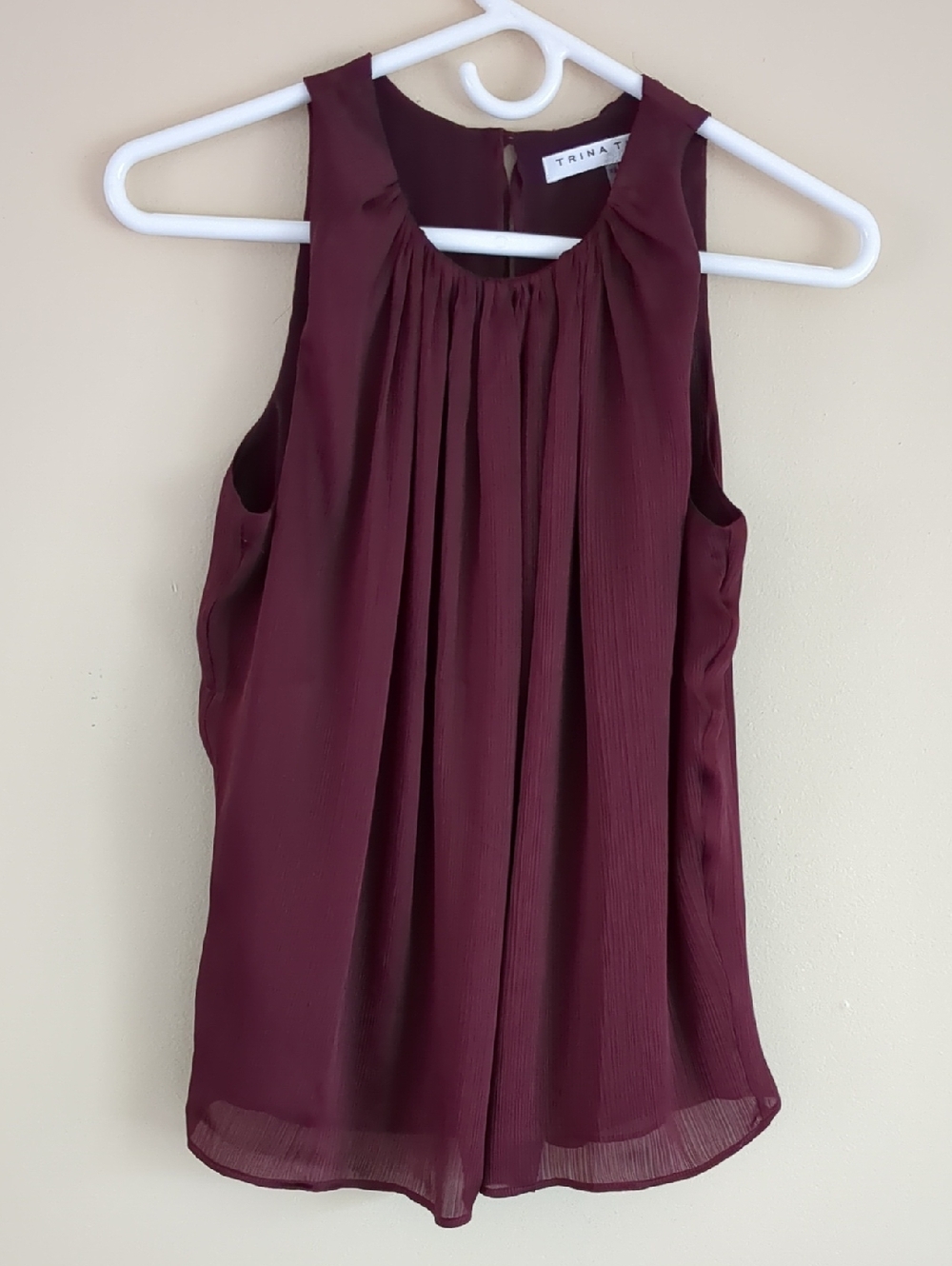 XS Trina Turk Pleated Top